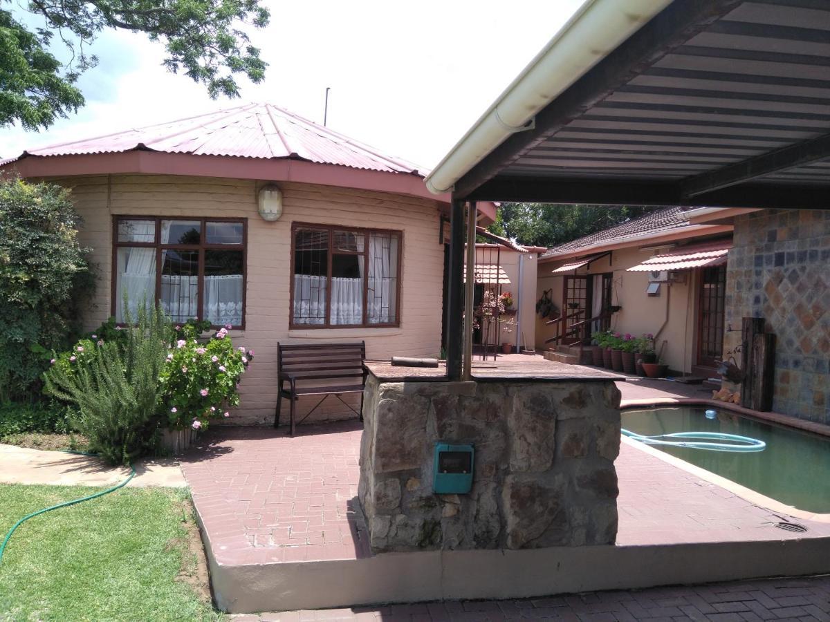 Khokha Moya Guesthouse Ermelo Ngoại thất bức ảnh