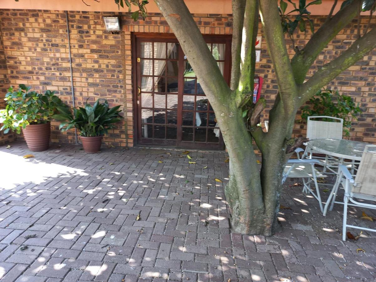 Khokha Moya Guesthouse Ermelo Ngoại thất bức ảnh