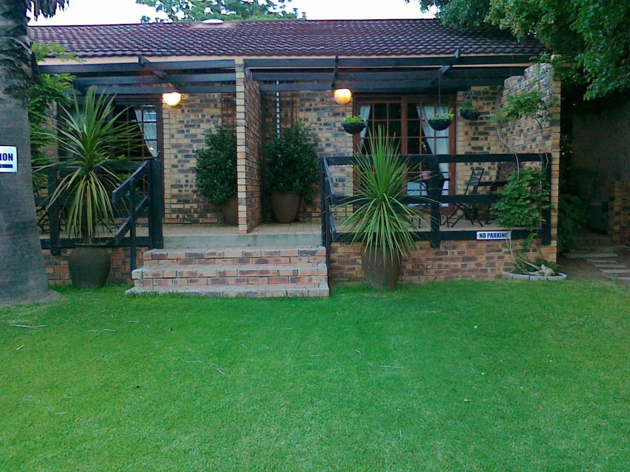 Khokha Moya Guesthouse Ermelo Ngoại thất bức ảnh